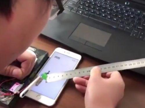 朋友圈 微信朋友圈游戏跳一跳操作技巧（附：跳一跳作弊工具） 业界杂谈 第2张