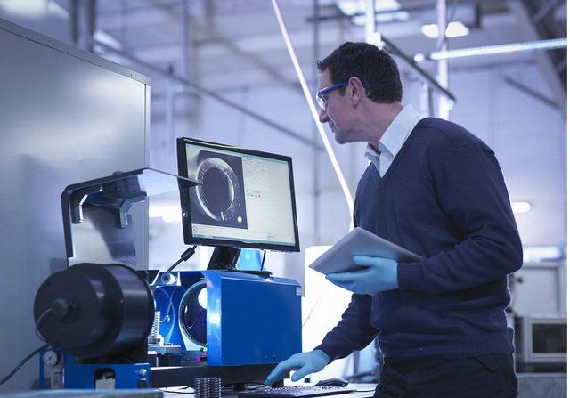 2019年现在什么职业最赚钱,最有前景7个职业月薪轻松过万,你选对了吗? 互联百科 第5张 2019年现在什么职业最赚钱,最有前景7个职业月薪轻松过万,你选对了吗? 互联百科 第5张