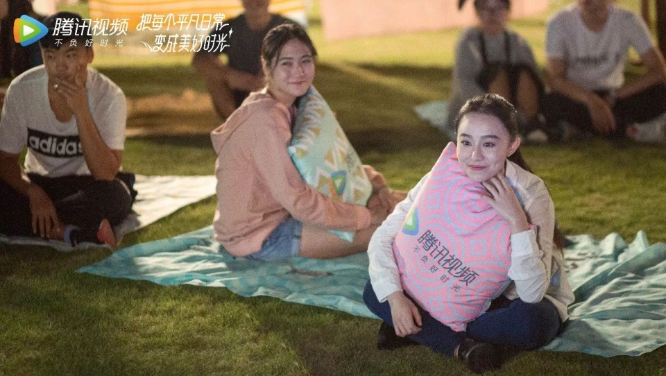 大学生用床单向青春告白,腾讯视频这波体验营销走心了 网络营销 第7张 大学生用床单向青春告白,腾讯视频这波体验营销走心了 网络营销 第7张