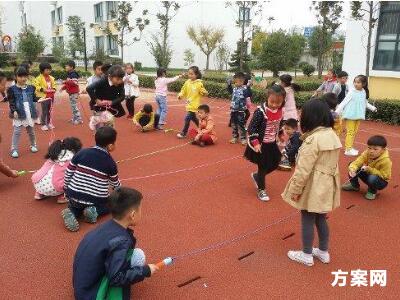 幼儿园大班体育游戏教案“我是搬运小能手”策划方案