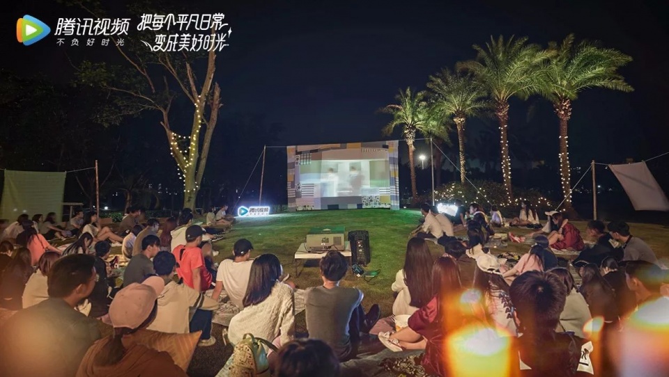 大学生用床单向青春告白,腾讯视频这波体验营销走心了 网络营销 第5张 大学生用床单向青春告白,腾讯视频这波体验营销走心了 网络营销 第5张