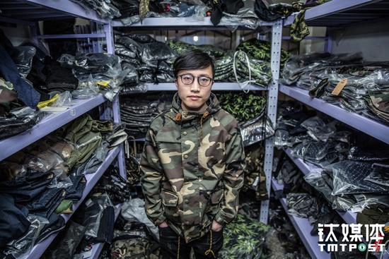 淘宝小卖家的五年浮沉:后悔2年前没在北京买套房 推广方案 第1张 一个淘宝小卖家的五年浮沉丨钛媒体影像《在线》
淘宝小卖家的五年浮沉:后悔2年前没在北京买套房 推广方案 第1张