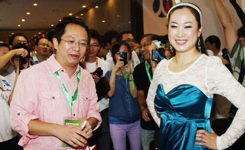 周鸿祎老婆胡欢(伟人背后的秘密) 业界杂谈 第3张 周鸿祎老婆胡欢(伟人背后的秘密) 周鸿祎老婆胡欢(伟人背后的秘密) 业界杂谈 第3张