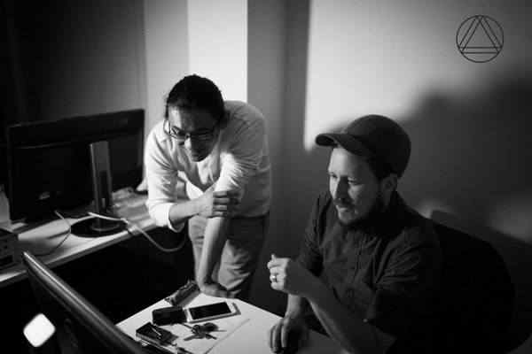 现在已经很少有几家IT厂商不提VR了，自从Facebook收