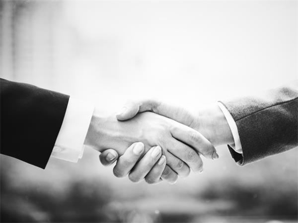 网络营销策划方案：微信客服系统能帮助企业降