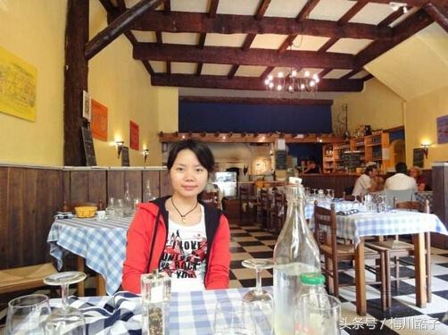 小投资赚钱项目有哪些？推荐五个适合年轻人的小投资项目（轻松月入5000）