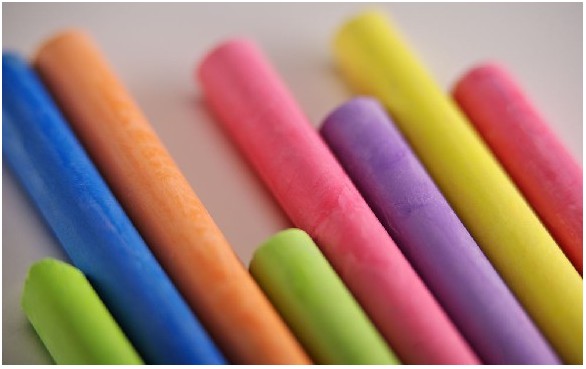 网络推广粉笔做贸易!成功创业将粉笔卖出国