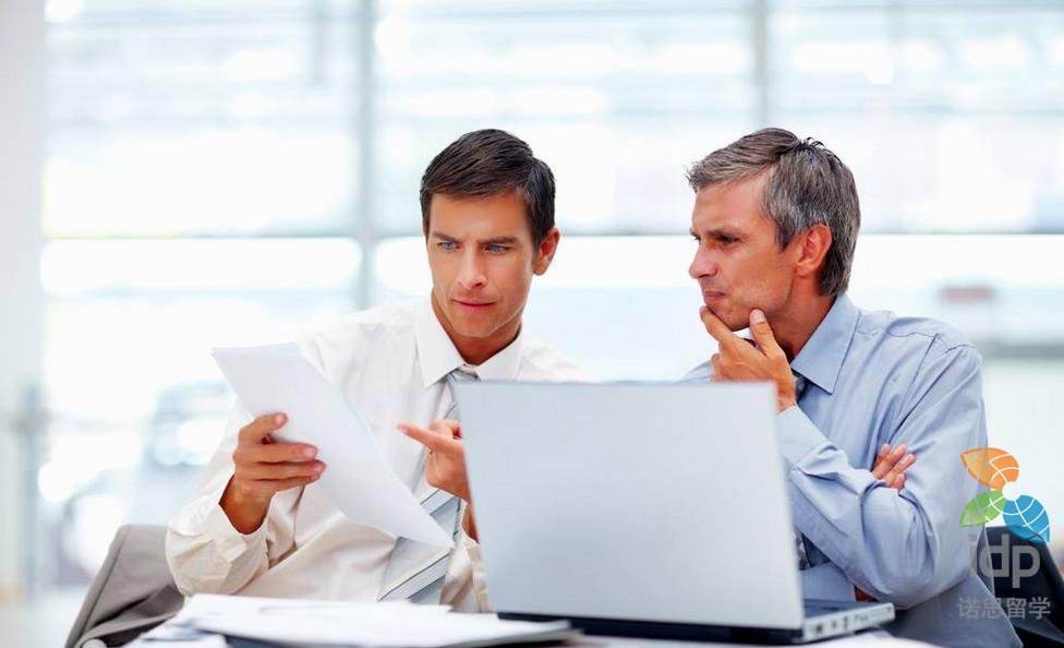 销售人员应该如何处理好和客户之间的关系呢？