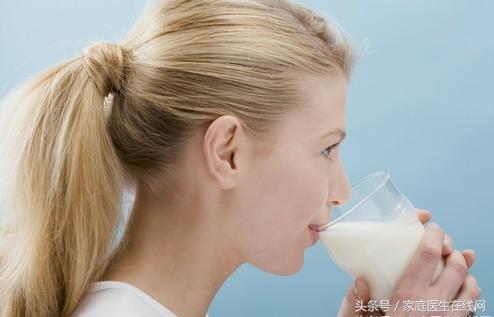 牛奶什么时候喝最好？喝牛奶记住4个最佳时间 本站声明:网站内容来源于网络,如有侵权,请联系我们,我们将及时处理